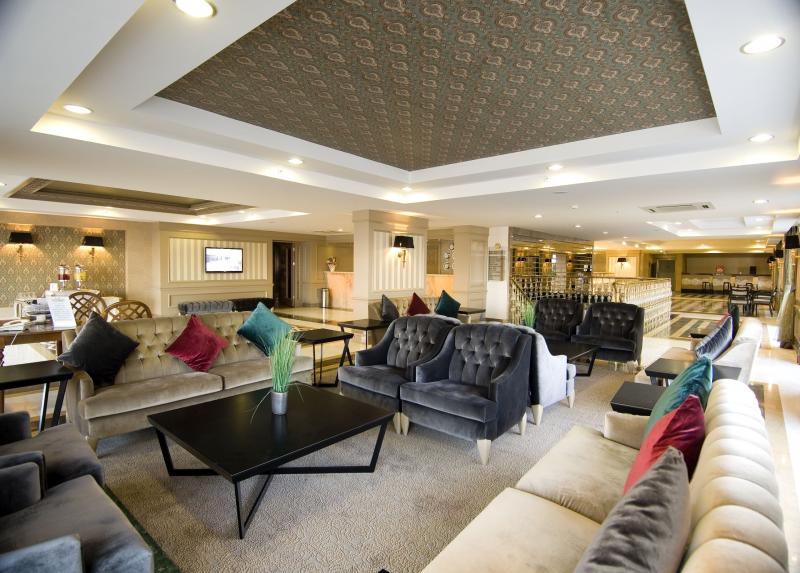 Aydinbey Famous Resort / Aydinbey Famous Resort