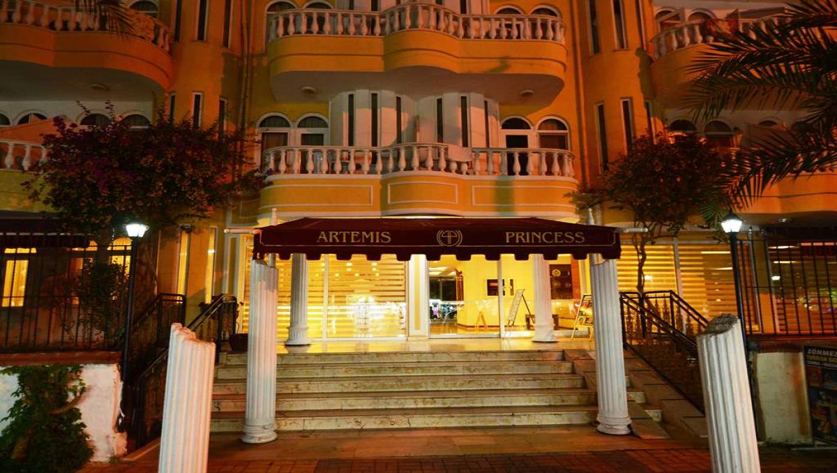 Artemis Princess Hotel / Artemis Princess Hotel