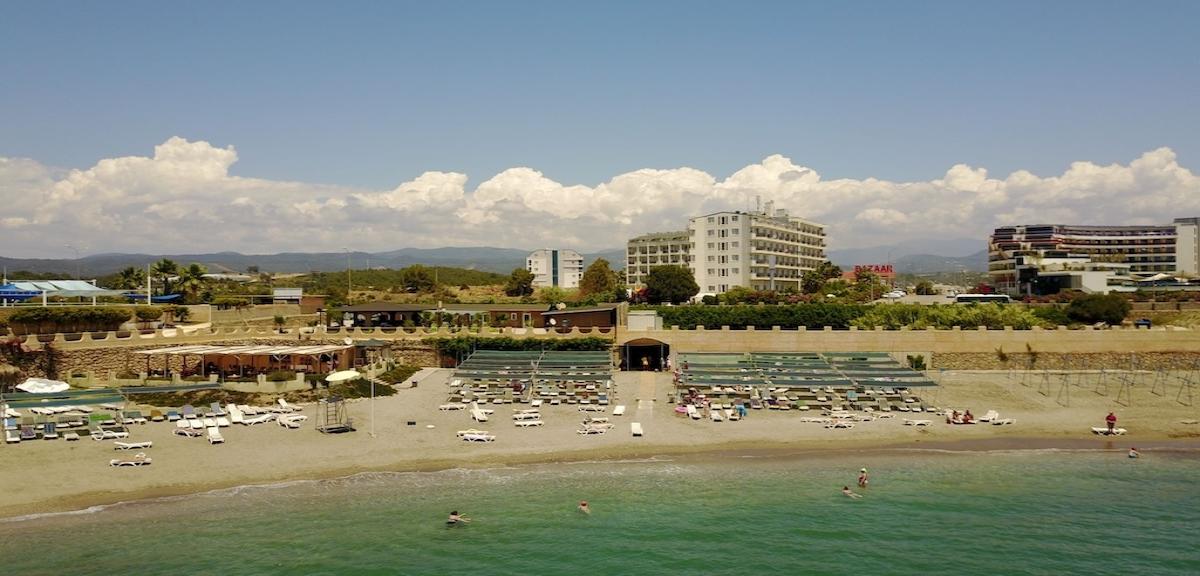 Asrin Beach Hotel / Asrin Beach Hotel