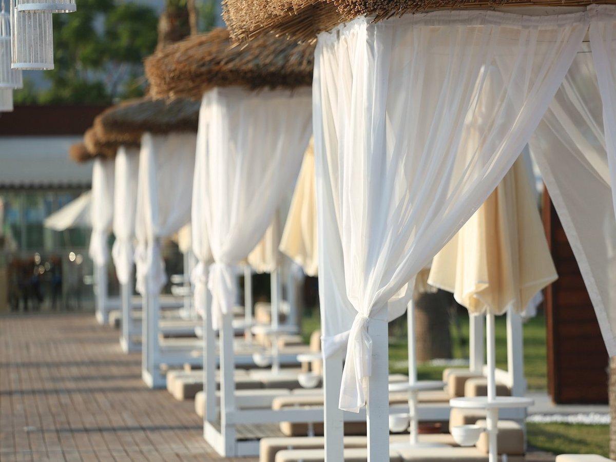 Risus Beach Resort Hotel / Risus Beach Resort Hotel