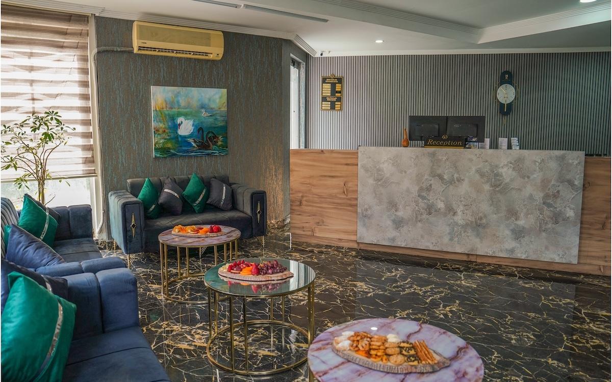Grand Alisa Hotel / Grand Alisa Hotel