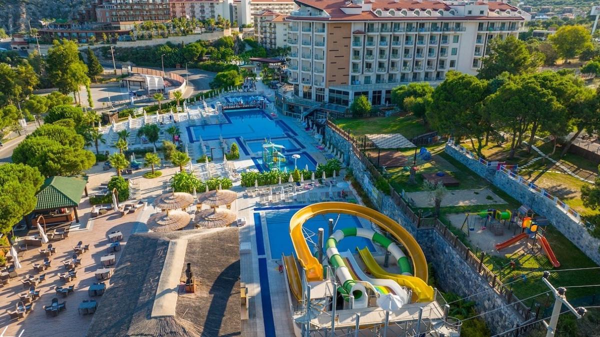 Ramada Resort By Wyndham Kusadasi & Golf / Ramada Resort By Wyndham Kusadasi & Golf