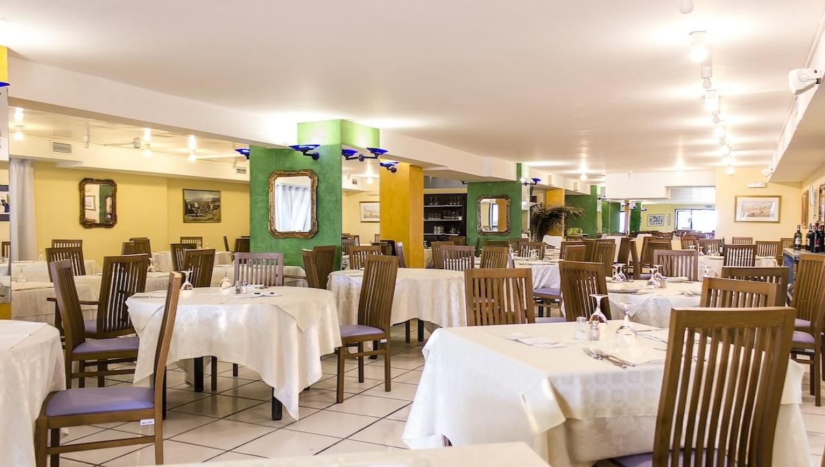 Hotel Kalos / Hotel Kalos