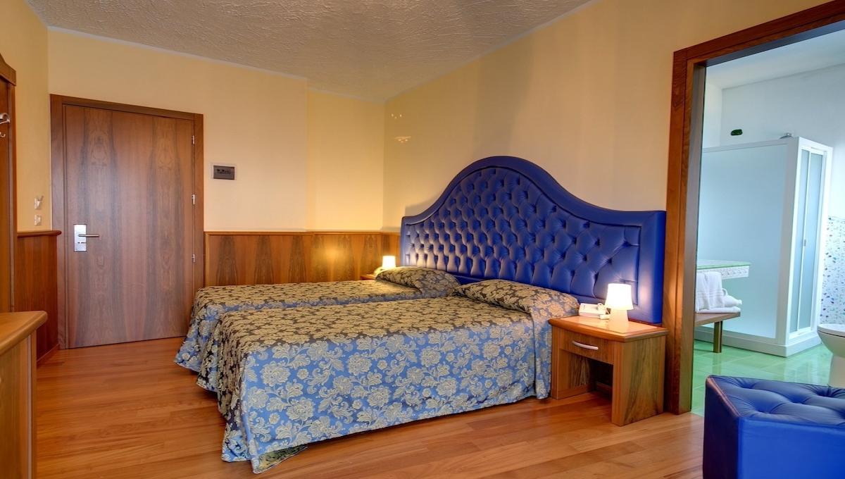 Hotel Kalos / Hotel Kalos