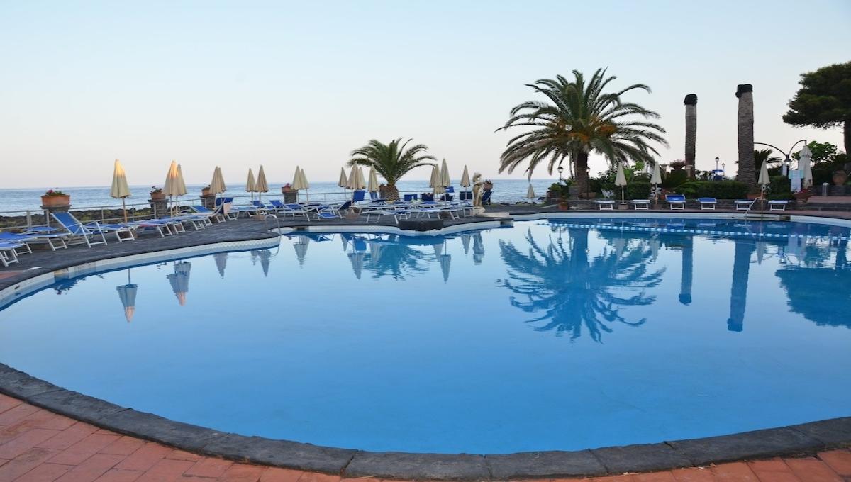 Hotel Kalos / Hotel Kalos