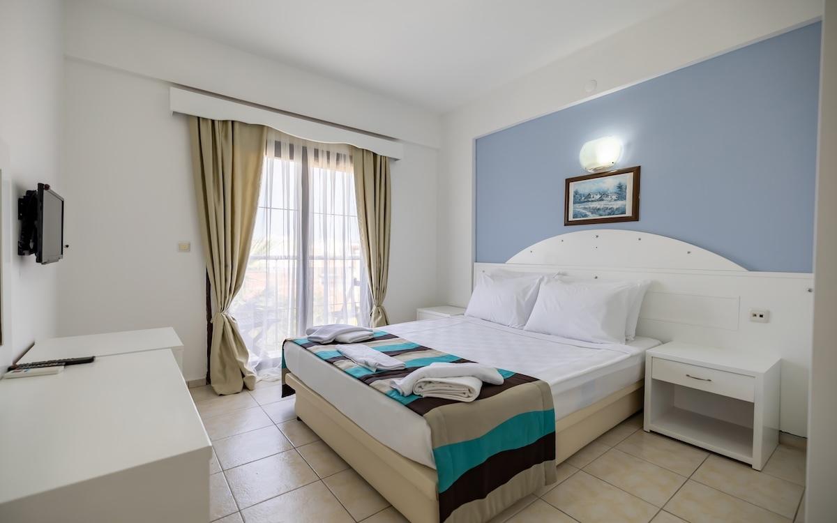 Maxsea Beach Hotel ( Ex. Moonlight Hotel) / Maxsea Beach Hotel ( Ex. Moonlight Hotel)