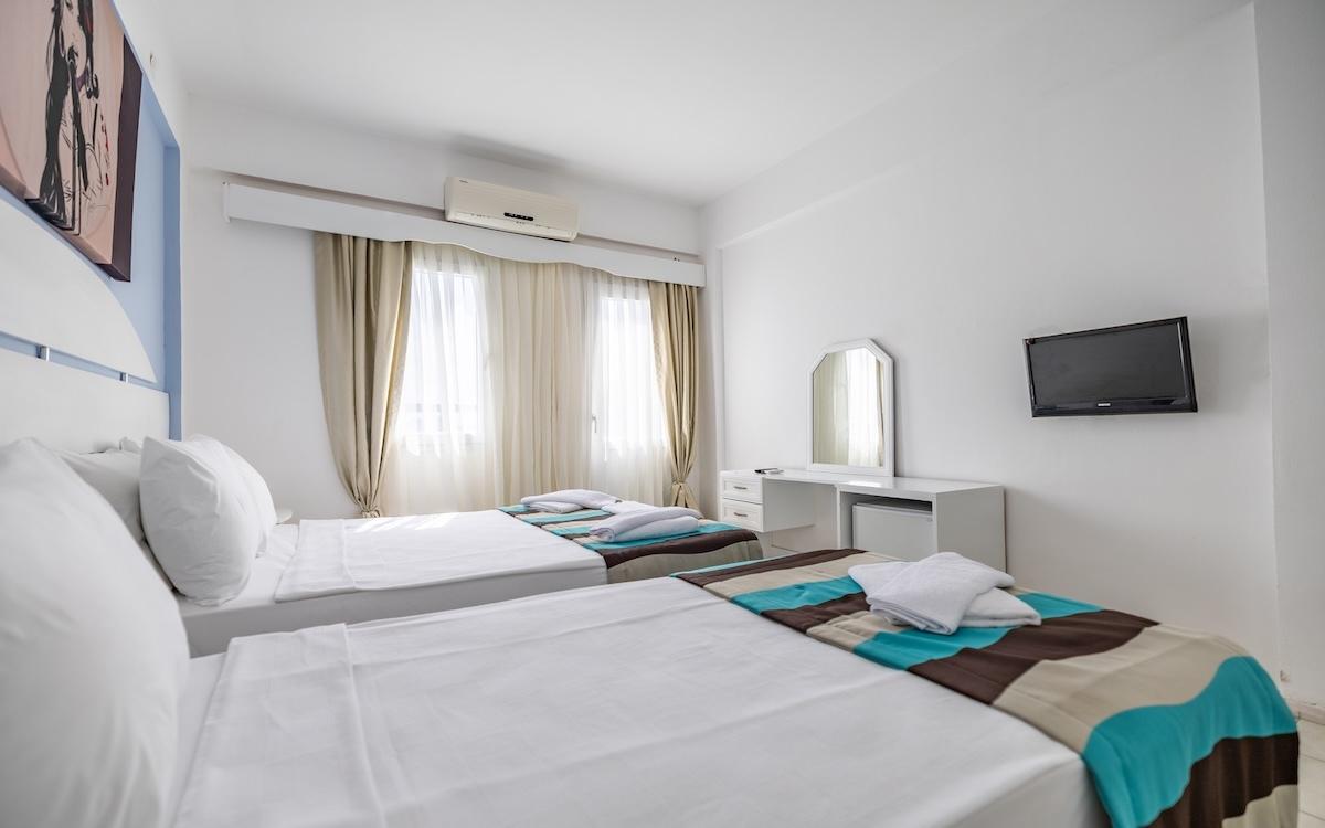 Maxsea Beach Hotel ( Ex. Moonlight Hotel) / Maxsea Beach Hotel ( Ex. Moonlight Hotel)
