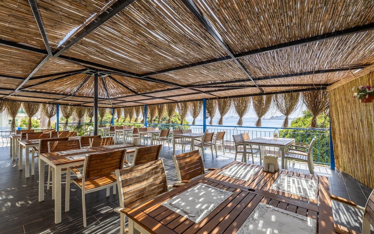Maxsea Beach Hotel ( Ex. Moonlight Hotel) / Maxsea Beach Hotel ( Ex. Moonlight Hotel)