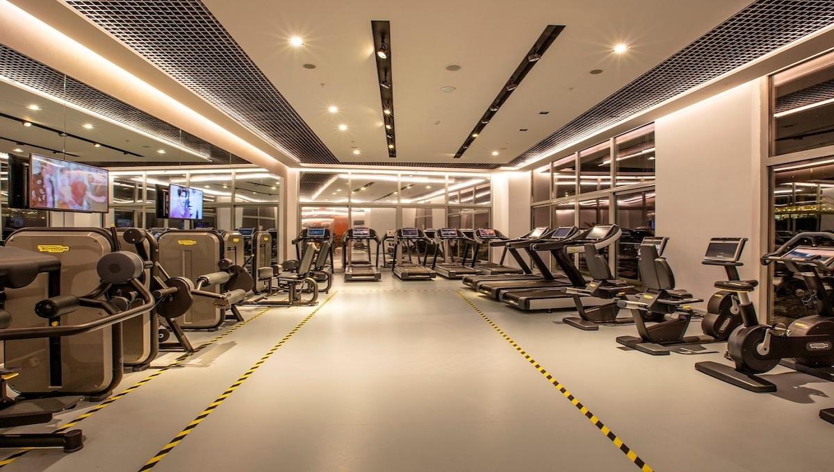 Charisma Deluxe Hotel / Charisma Deluxe Hotel