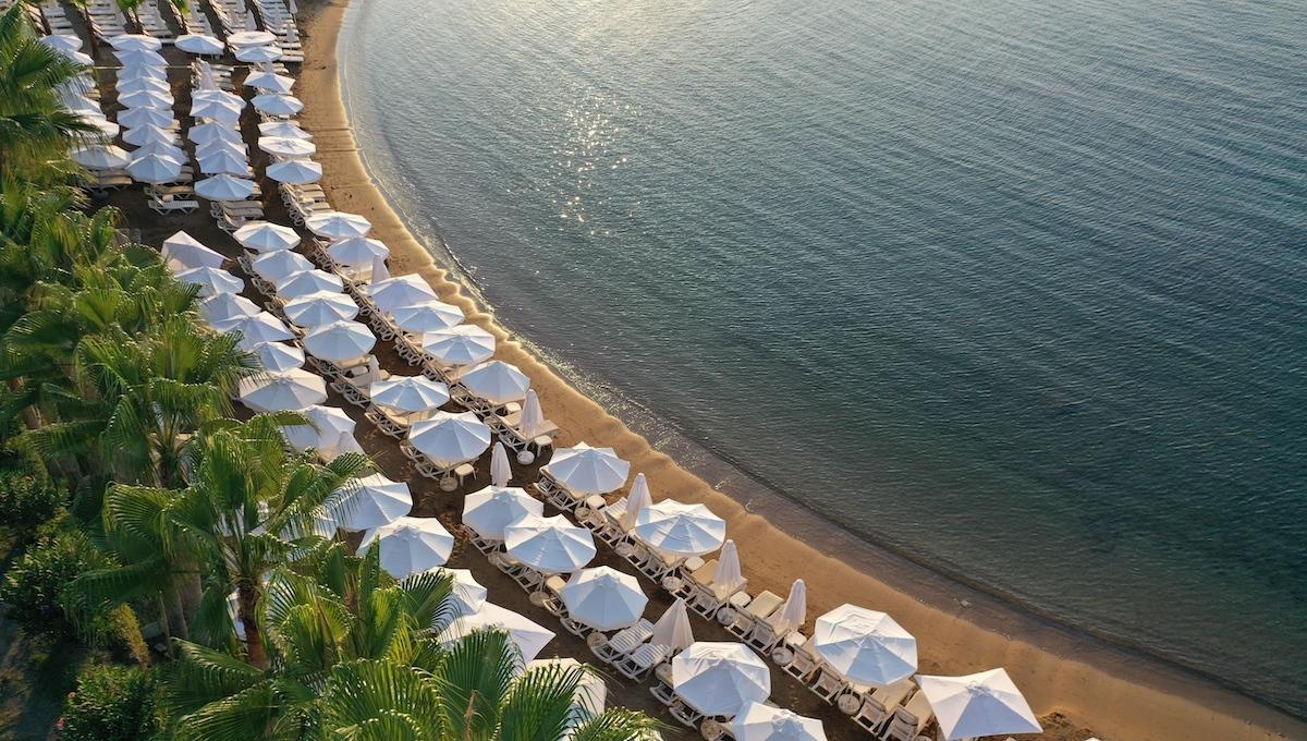 Eos Beach Resort / Eos Beach Resort