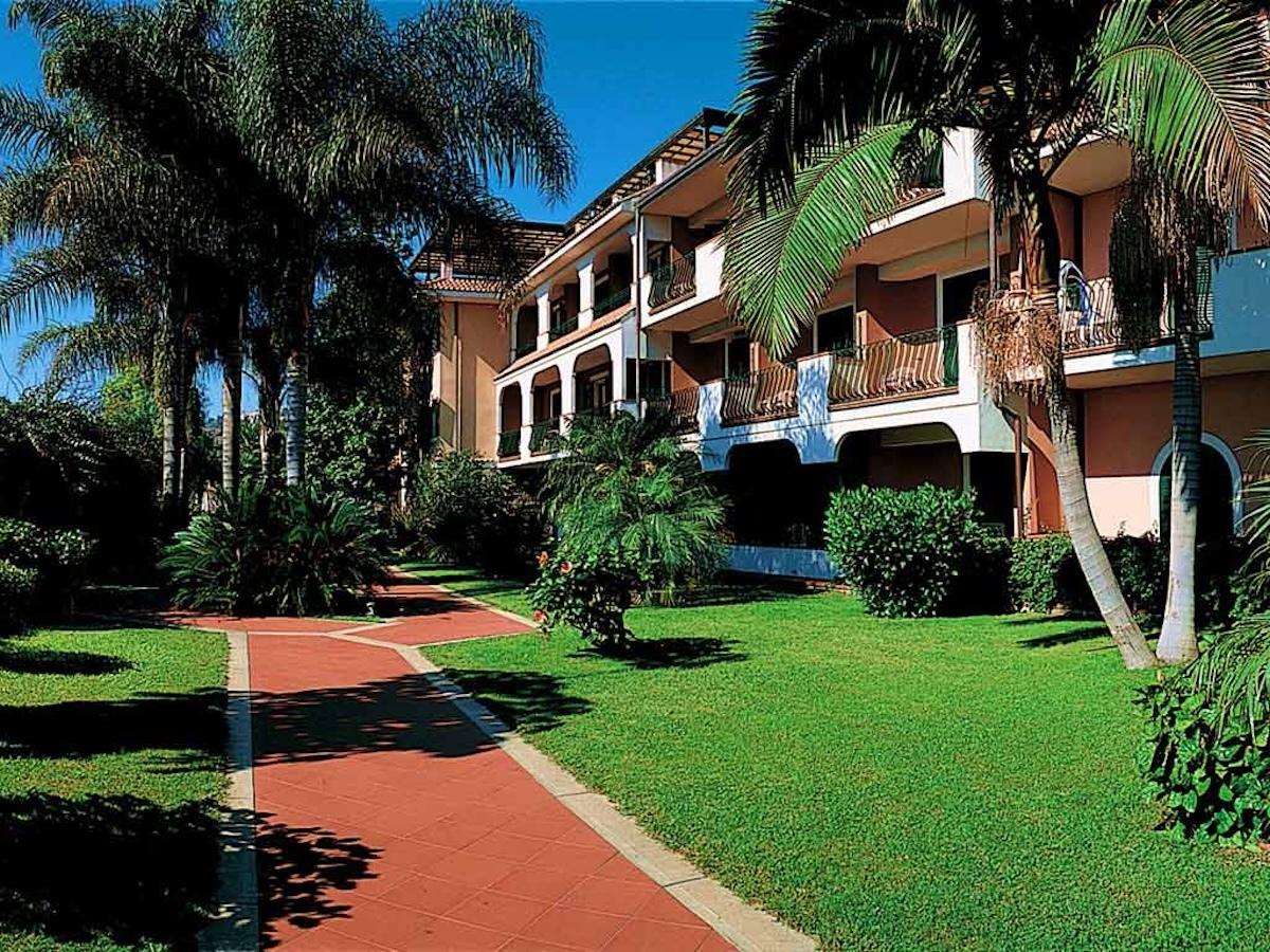 Hotel Caparena / Hotel Caparena