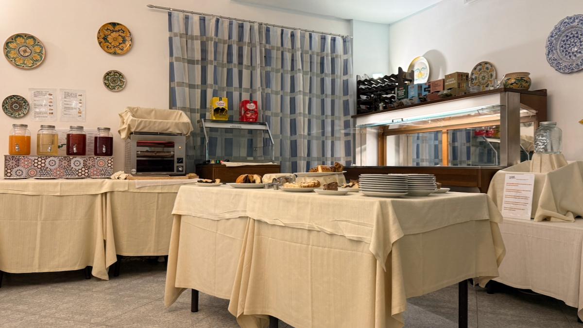 Panoramic Hotel / Panoramic Hotel