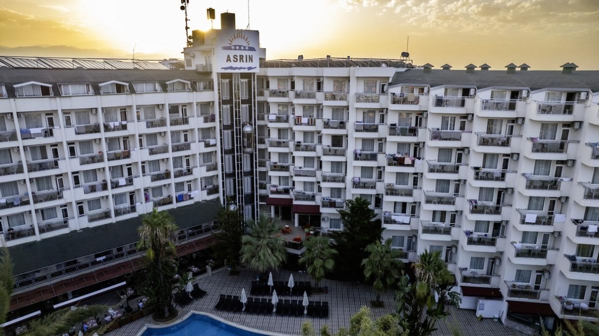 ASRIN BEACH HOTEL