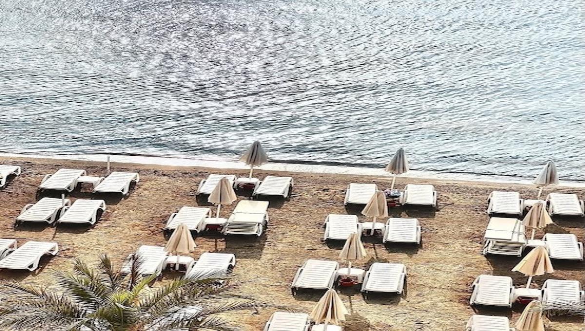 Aurasia Sea Side Hotel / Aurasia Sea Side Hotel