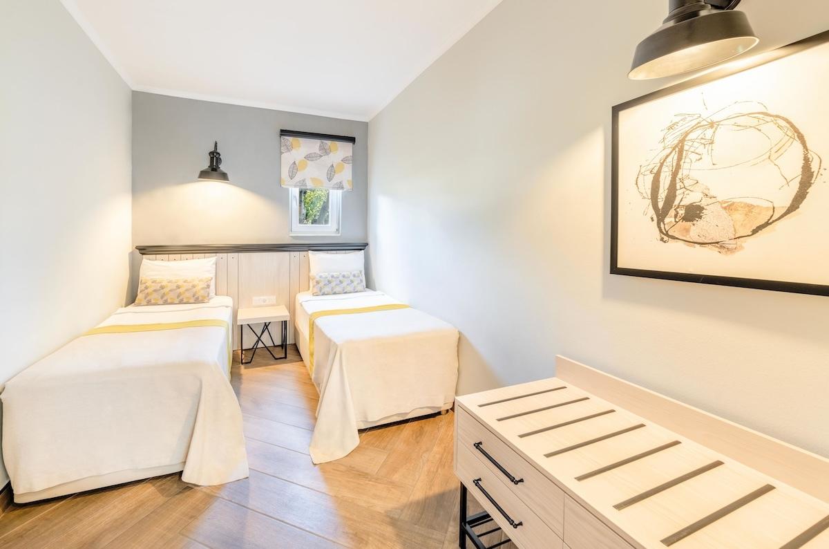 Club Marco Polo / Club Marco Polo