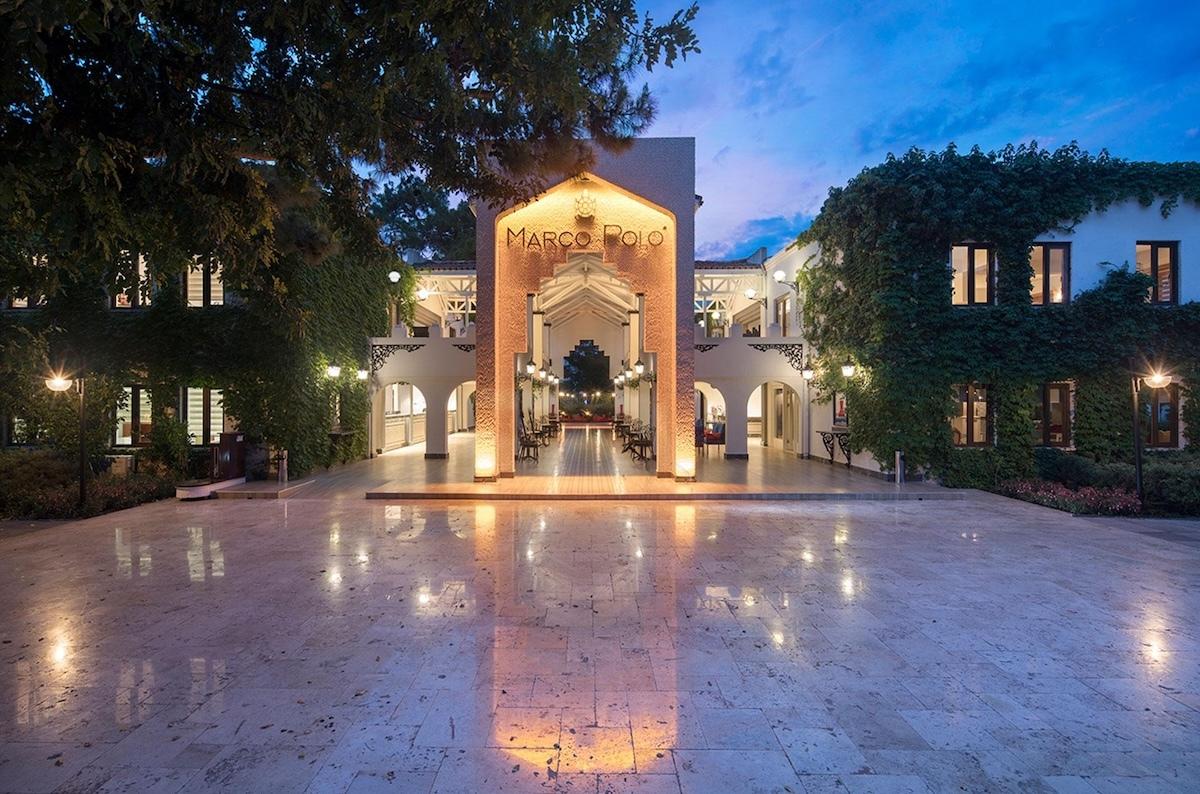 Club Marco Polo / Club Marco Polo