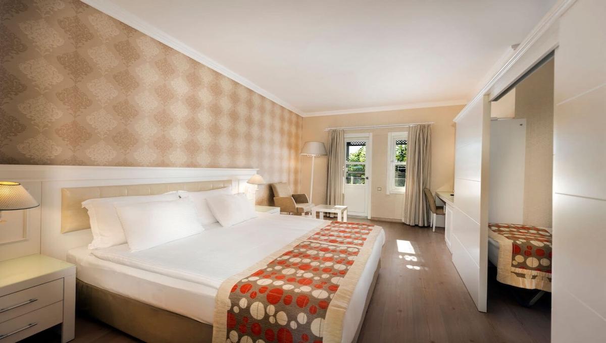 Club Nena / Club Nena