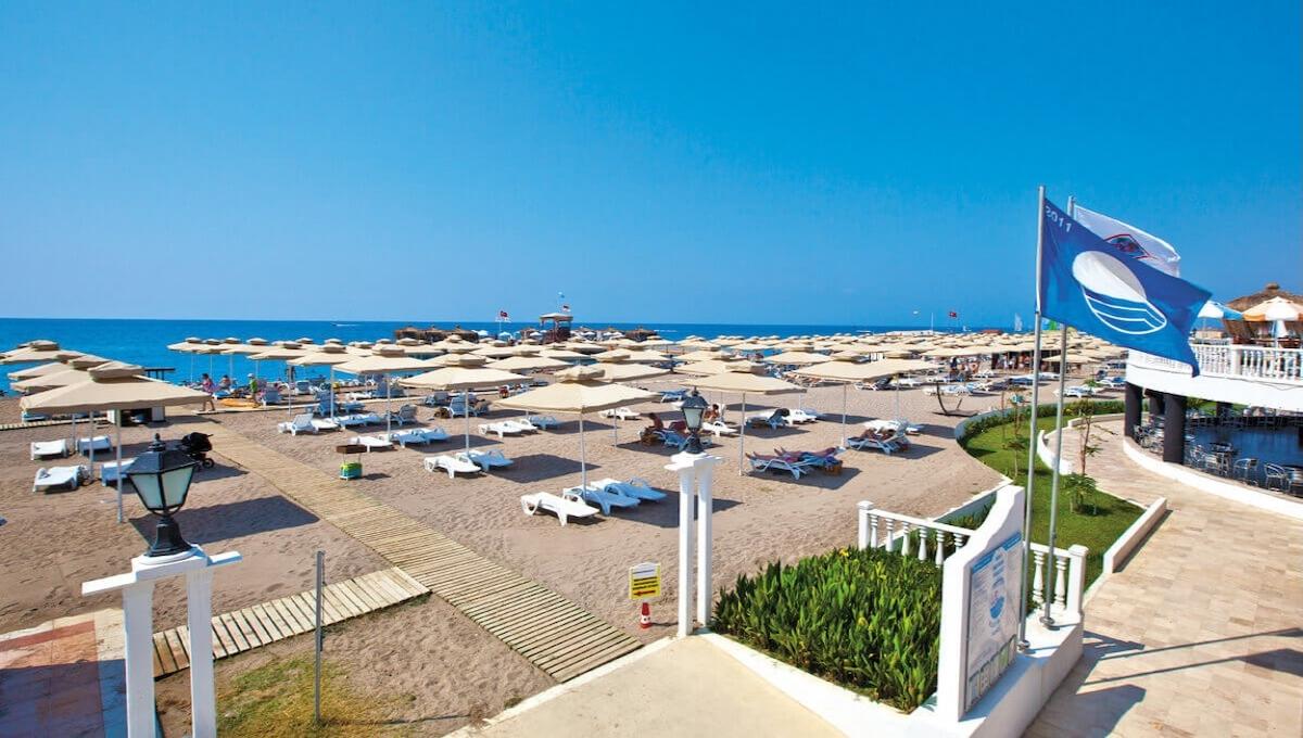 Club Nena / Club Nena