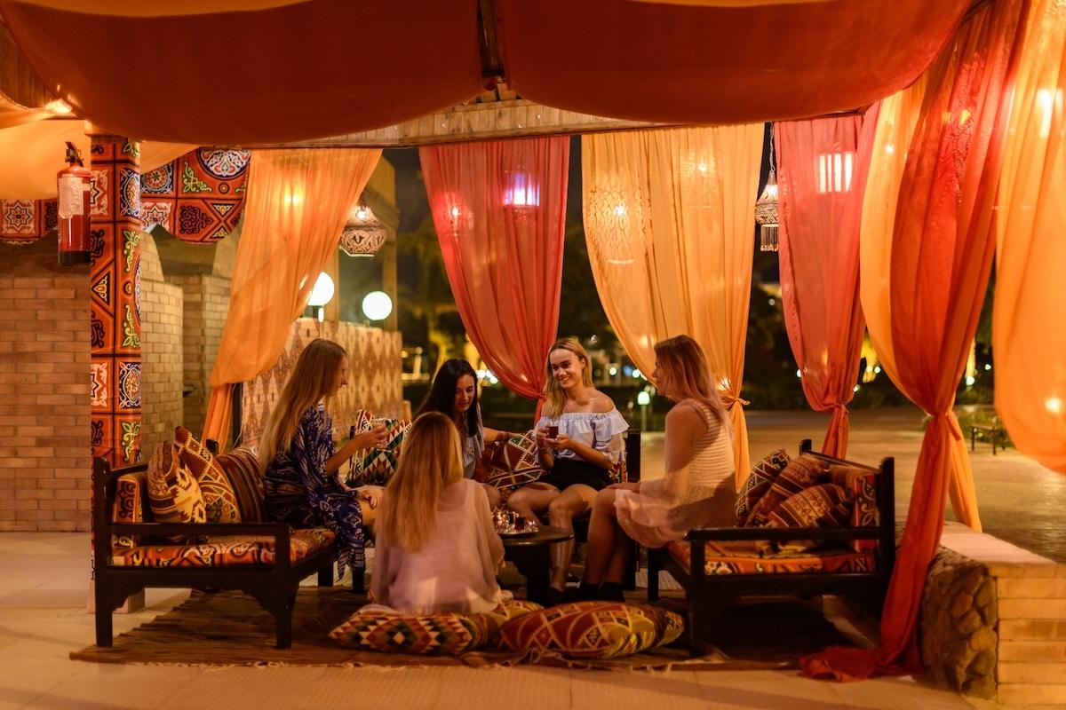 Desert Rose Resort / Desert Rose Resort