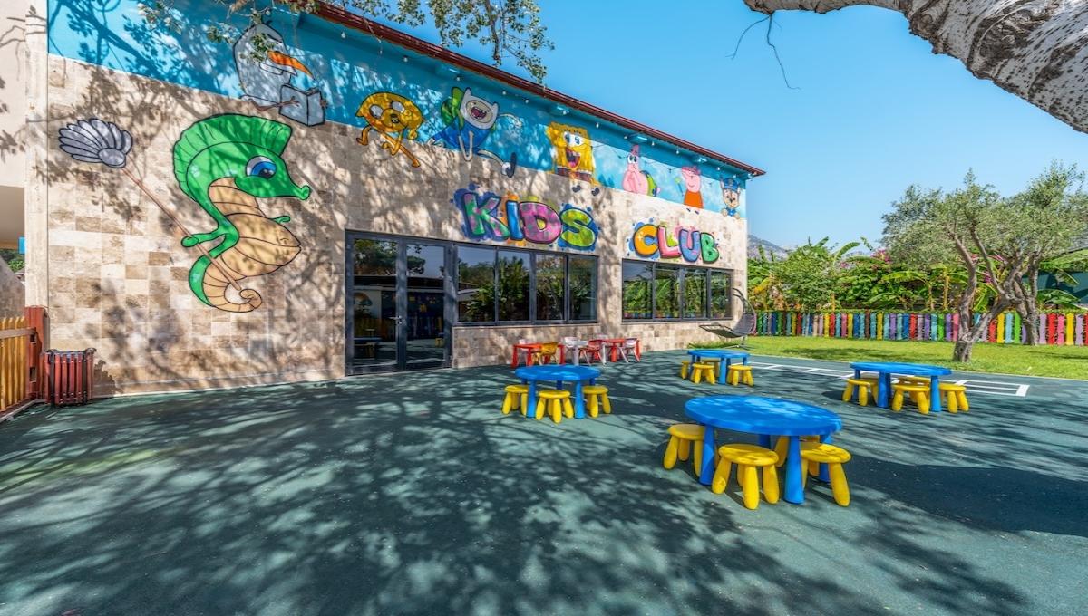 Dosinia Luxury Resort / Dosinia Luxury Resort