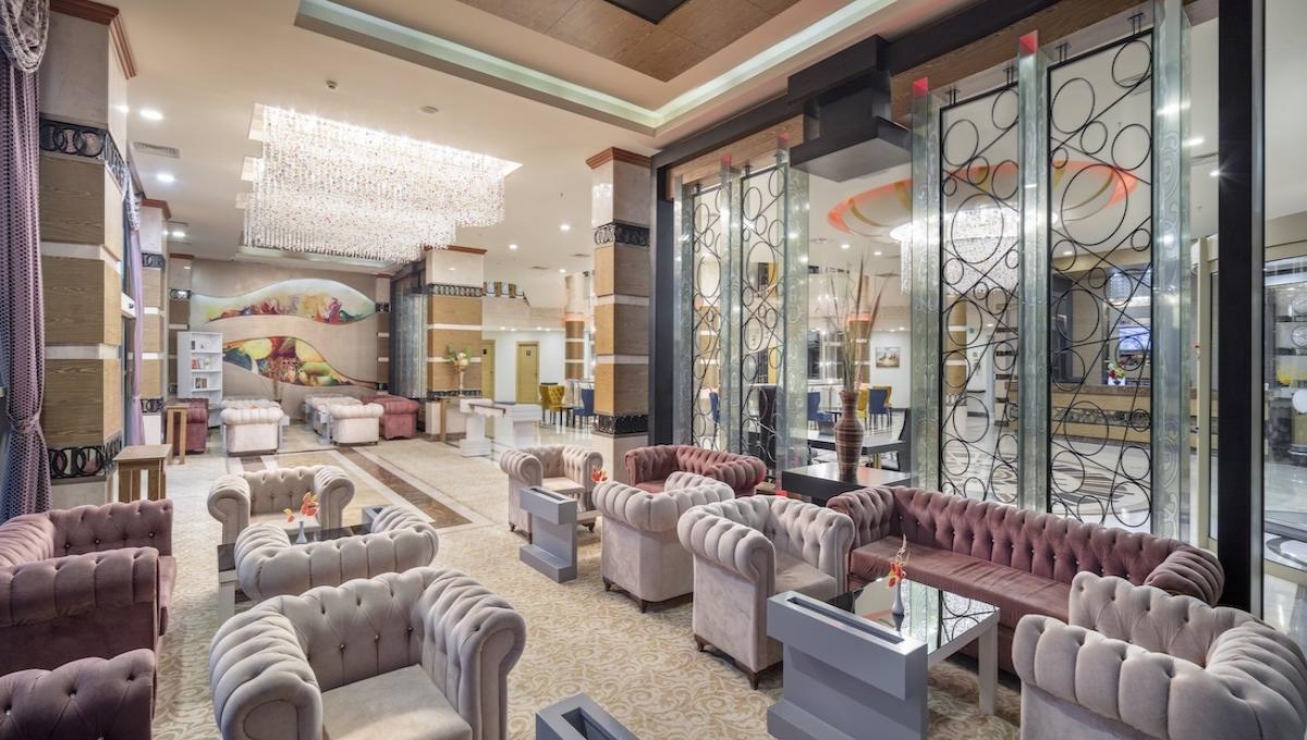 Grand Ring Hotel / Grand Ring Hotel