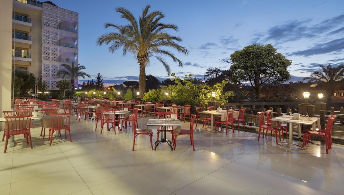 Grand Ring Hotel / Grand Ring Hotel