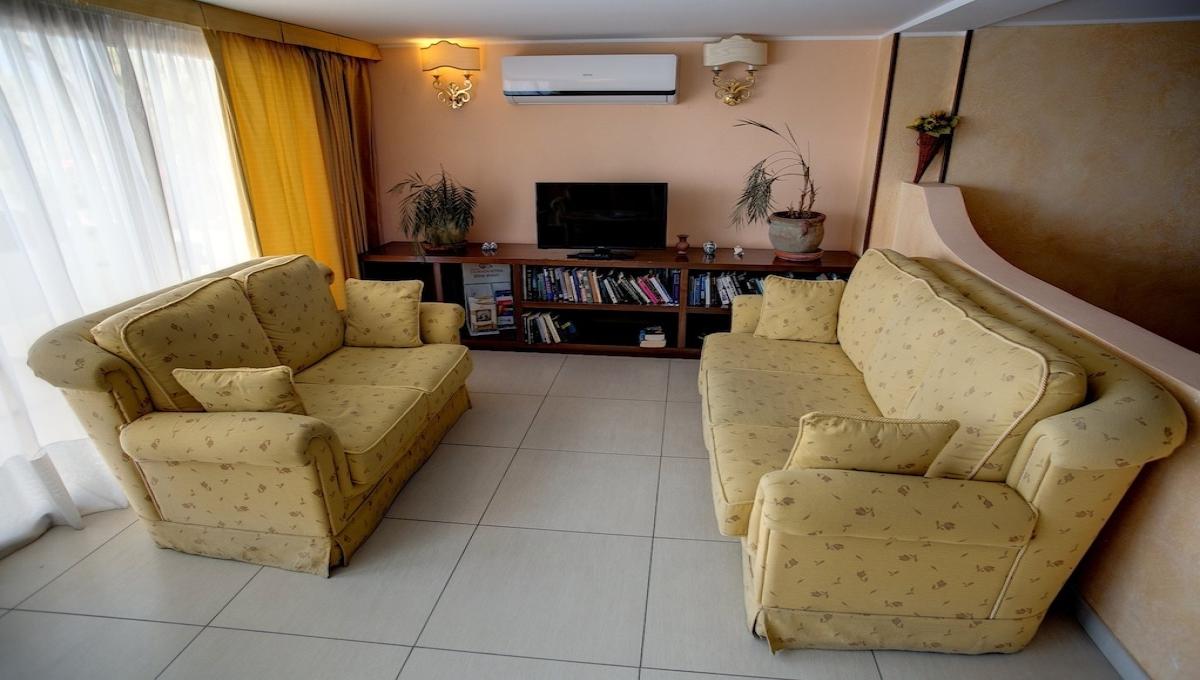 Hotel Kalos / Hotel Kalos