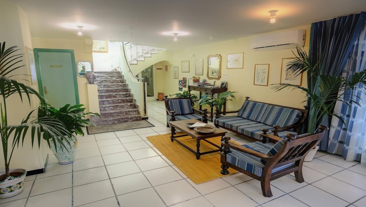 Hotel Kalos / Hotel Kalos