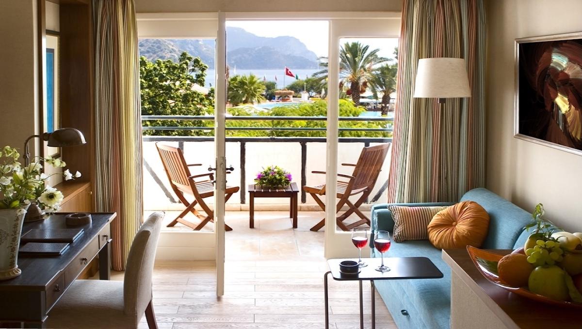 Marti Resort / Marti Resort