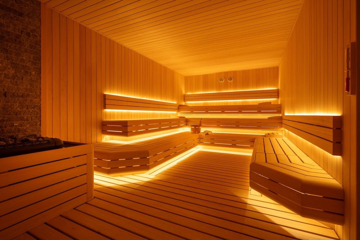 The Land Of Legends Nickelodeon Hotel / The Land Of Legends Nickelodeon Hotel