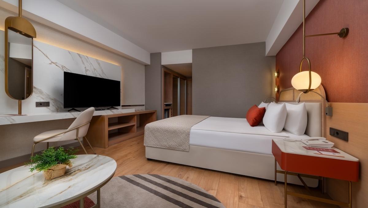 Trendy Palm Beach Adults Only 16+ / Trendy Palm Beach Adults Only 16+