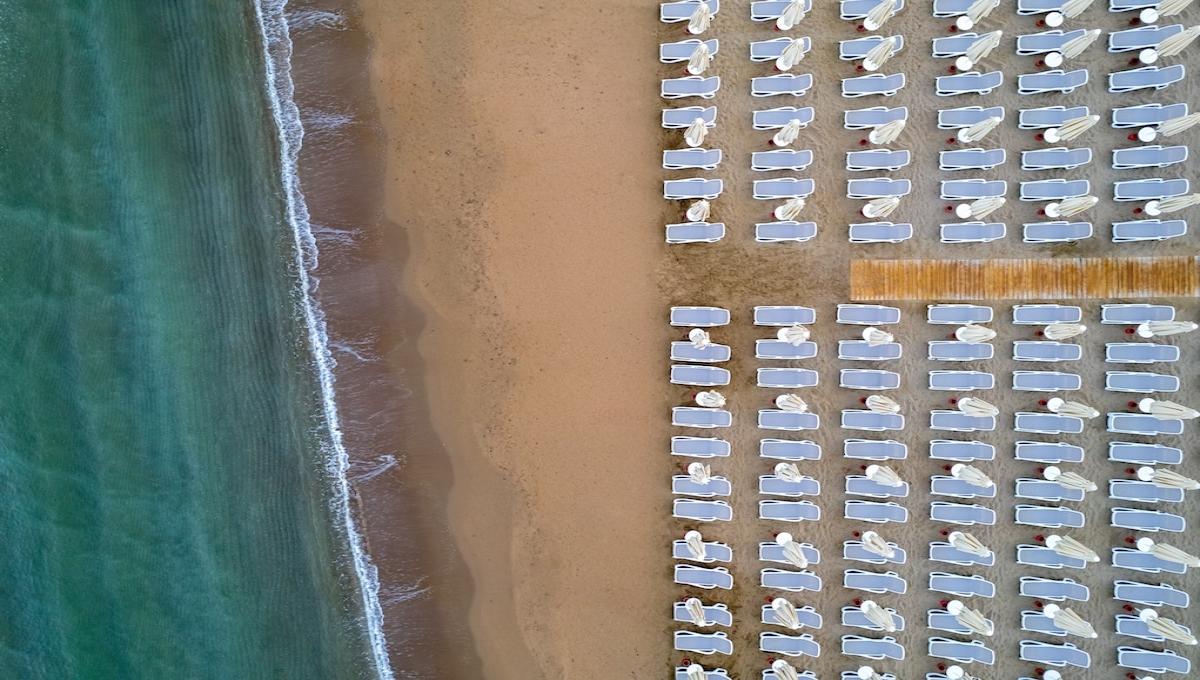 Trendy Side Beach Adult Only 16+ / Trendy Side Beach Adult Only 16+