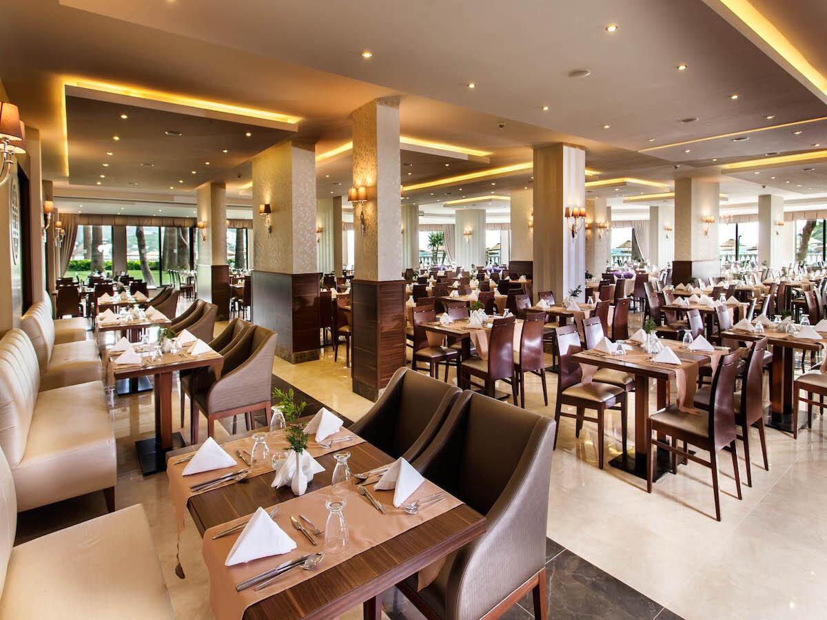 Tusan Beach Resort / Tusan Beach Resort