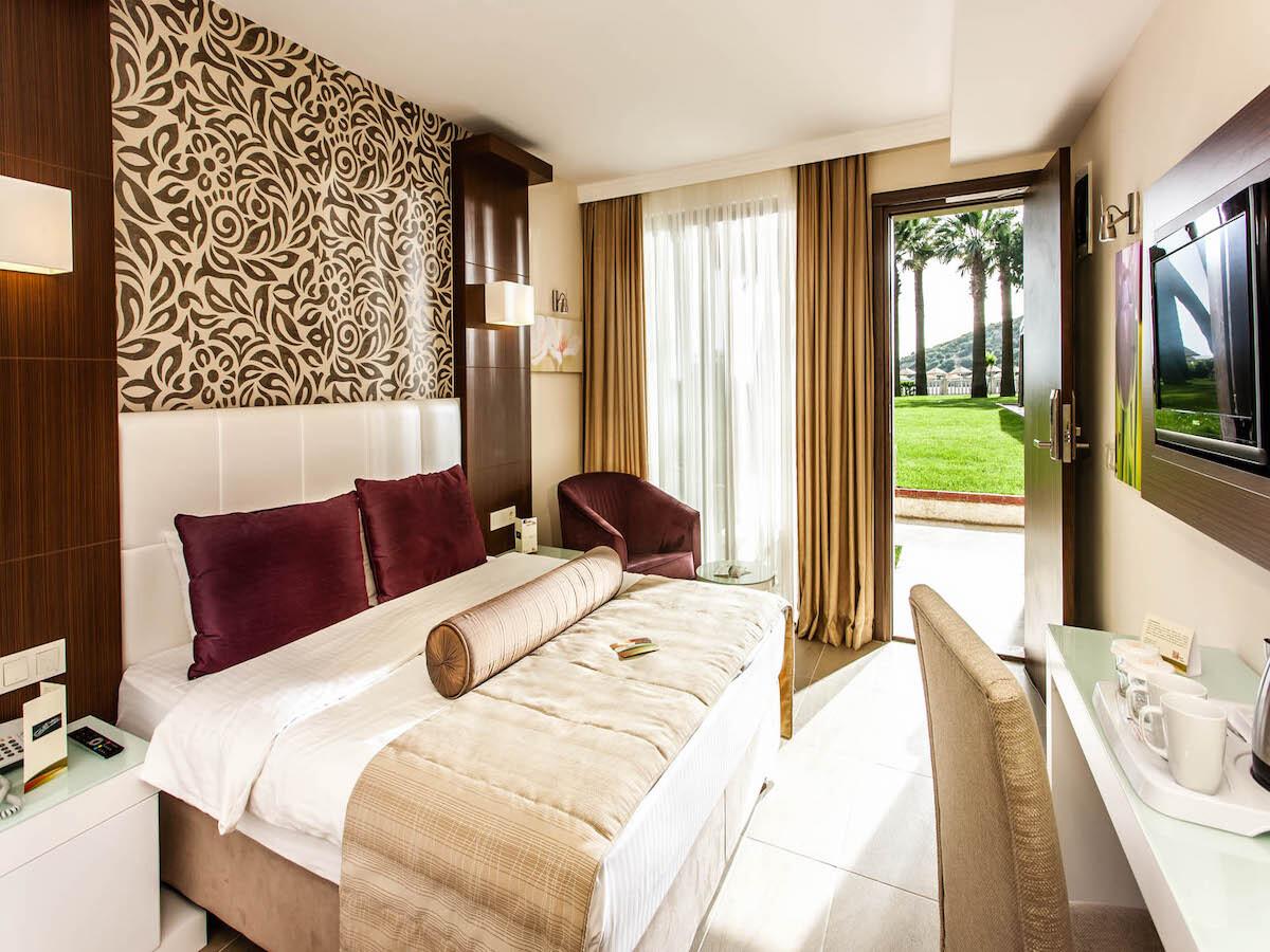 Tusan Beach Resort / Tusan Beach Resort