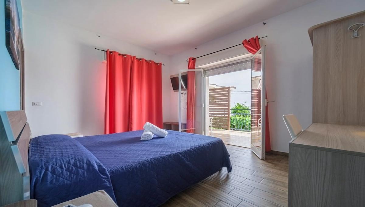 Chrismare / Chrismare