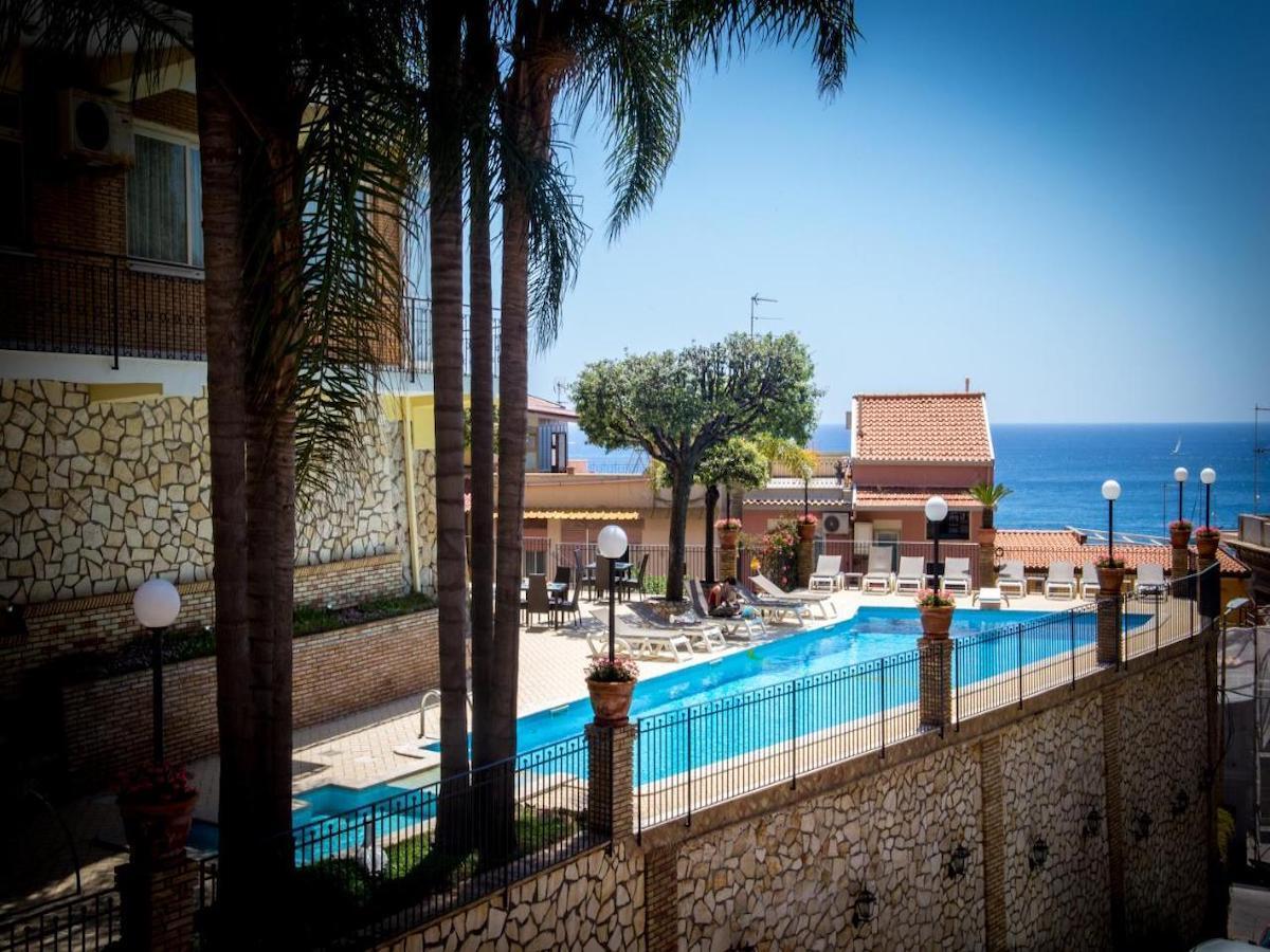 Corallo Hotel / Corallo Hotel