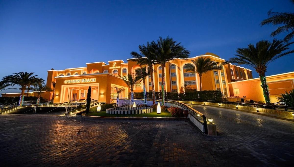 Golden Beach Resort / Golden Beach Resort