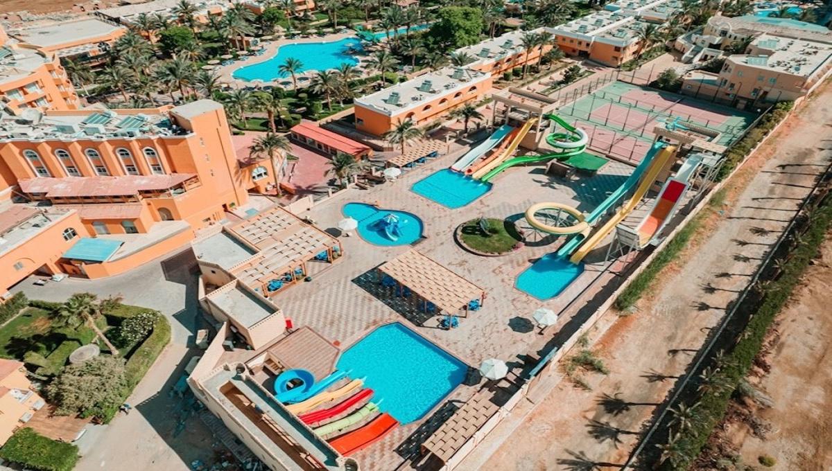 Golden Beach Resort / Golden Beach Resort