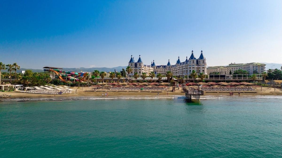 Haydarpasha Palace / Haydarpasha Palace