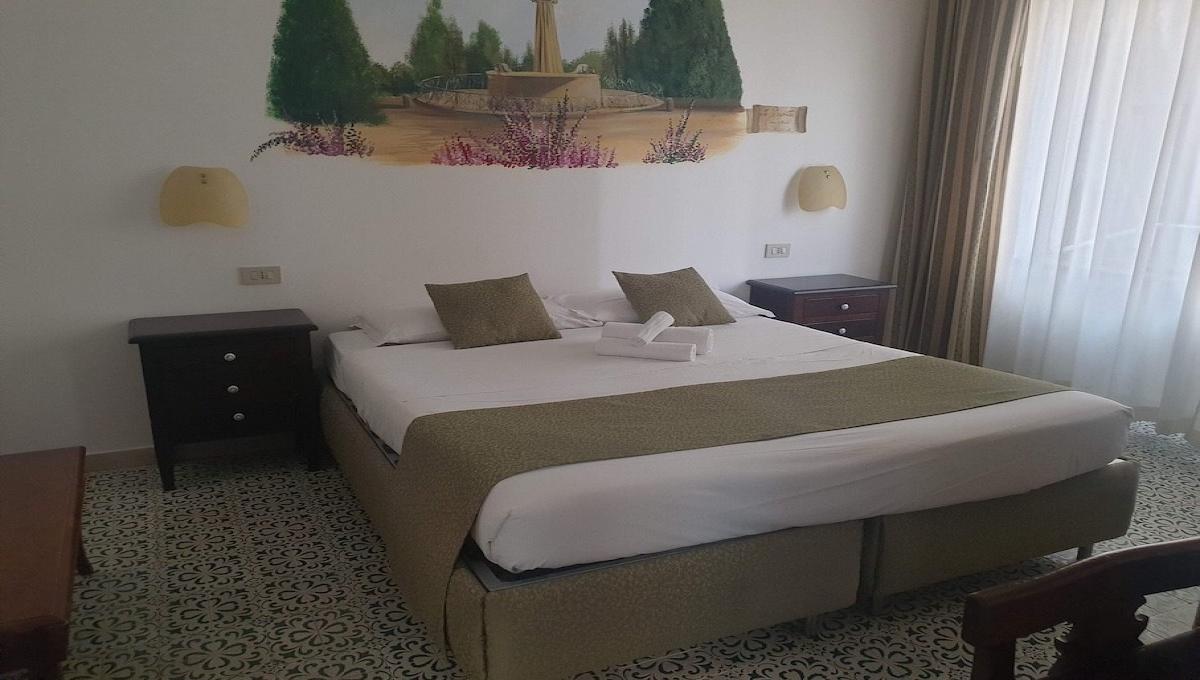 Hotel Elite / Hotel Elite