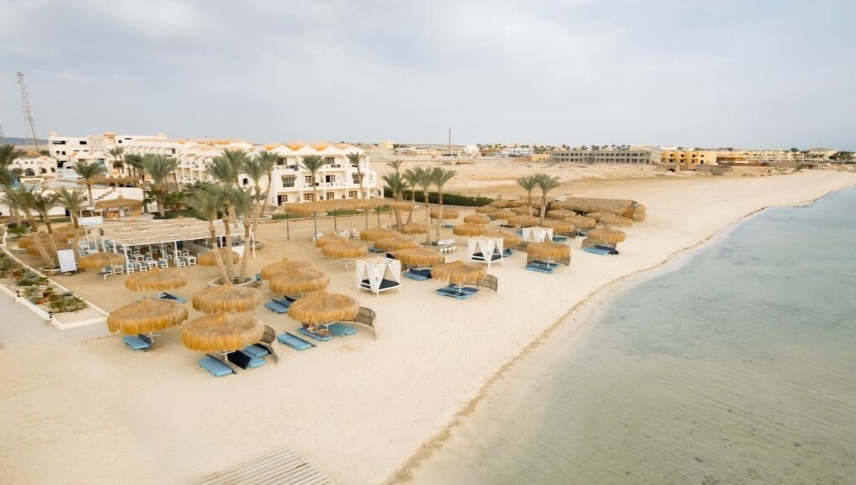 Protels Beach Club & Spa / Protels Beach Club & Spa