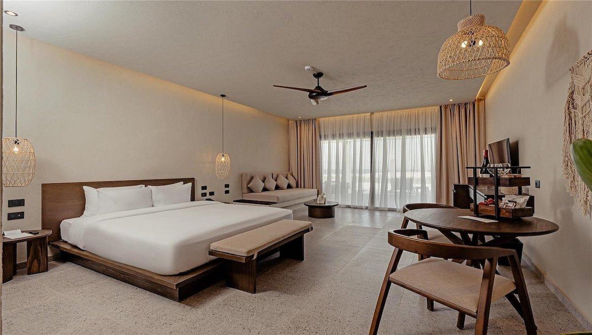 Sentido Naga Bay / Sentido Naga Bay