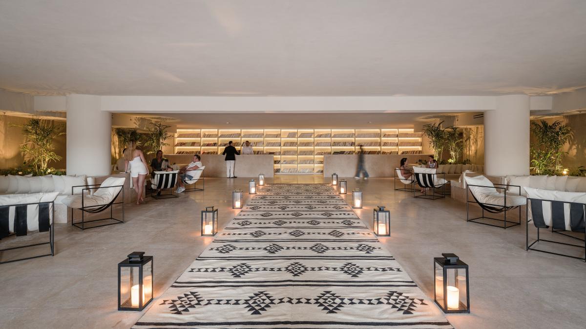 Serry Beach Resort / Serry Beach Resort