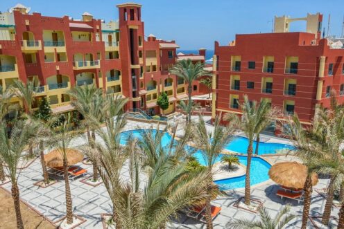 Sun and Sea Hotel