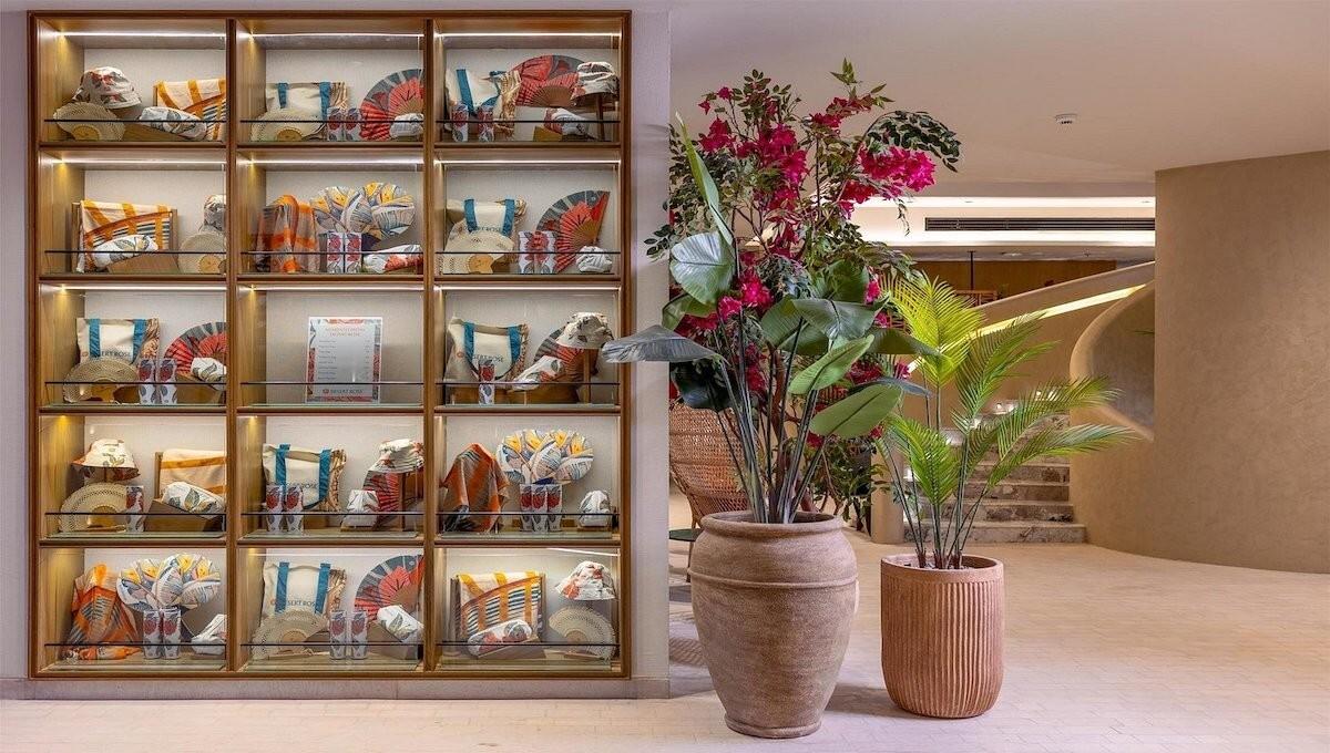 Desert Rose Resort / Desert Rose Resort