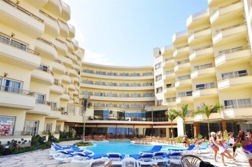 Magic Beach Resort